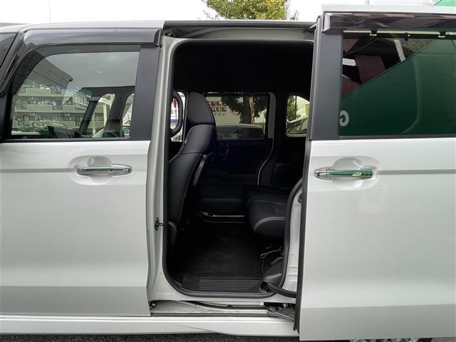 Ｎ－ＢＯＸカスタム Ｌターボ　禁煙　１オナ　Ｂカメ　半革　両側自動　自動追従　スマキー　ＥＴＣ（12枚目）