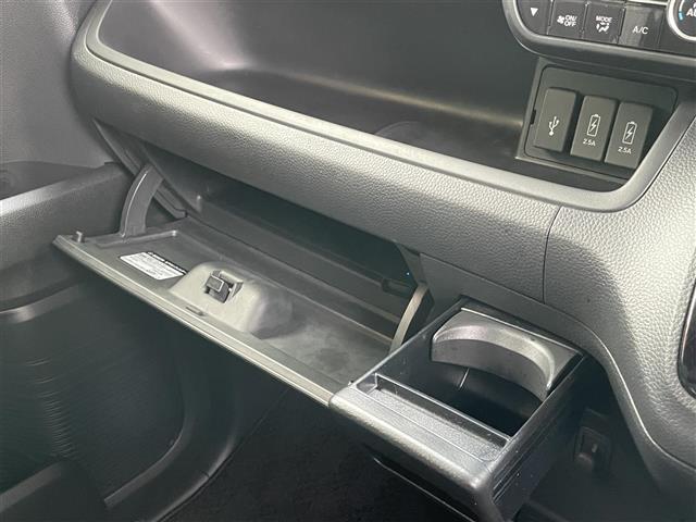 Ｎ－ＢＯＸカスタム Ｌターボ　禁煙　１オナ　Ｂカメ　半革　両側自動　自動追従　スマキー　ＥＴＣ（35枚目）