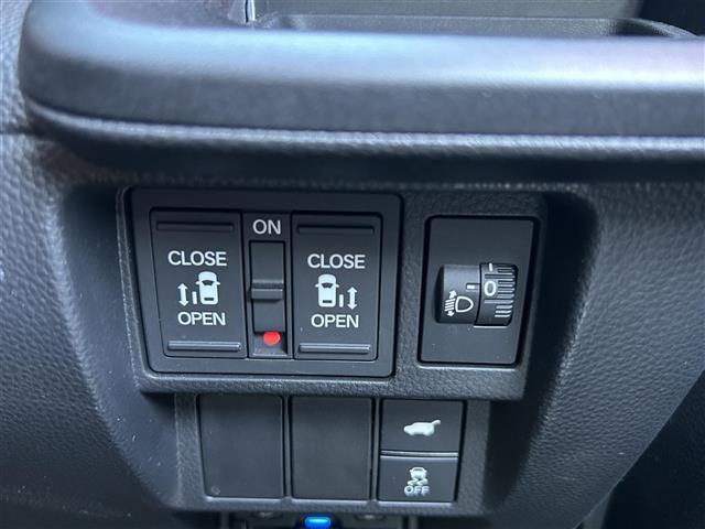 ステップワゴン ｅ：ＨＥＶスパーダ（28枚目）