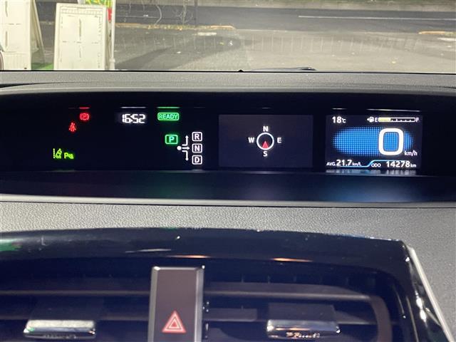 プリウス Sセーフティプラス 禁煙 純ナビ Bカメ スマキー ETC(31枚目)