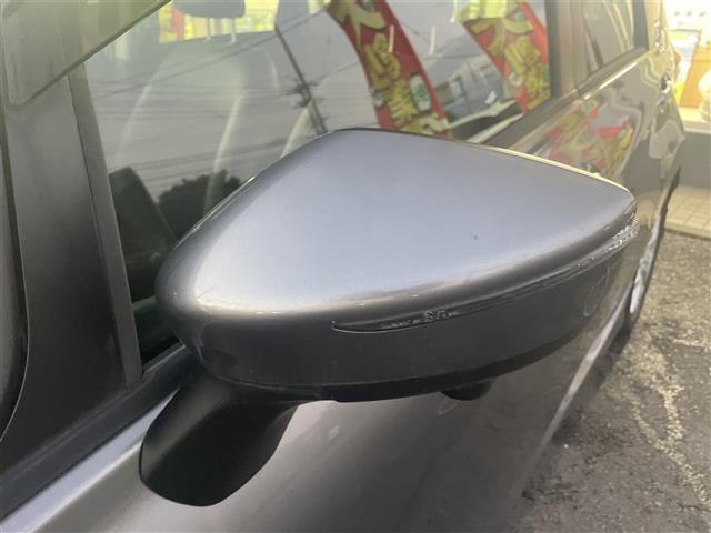 ノート e-パワー メダリスト 純正メモリー(BT/CD/DVD/フルセグ/SD) 全方位カメラ 純正フルエアロ オートクルーズコントロール 前後コーナーセンサー テレビキャンセラー HIDヘッドライト オートライト(6枚目)