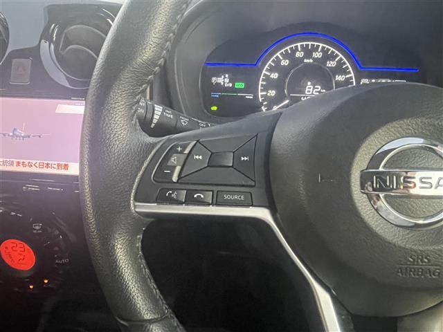 ノート e-パワー メダリスト 純正メモリー(BT/CD/DVD/フルセグ/SD) 全方位カメラ 純正フルエアロ オートクルーズコントロール 前後コーナーセンサー テレビキャンセラー HIDヘッドライト オートライト(7枚目)