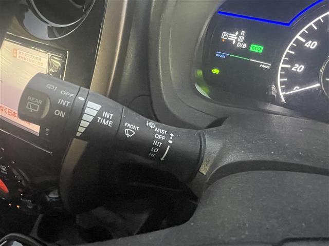 ノート e-パワー メダリスト 純正メモリー(BT/CD/DVD/フルセグ/SD) 全方位カメラ 純正フルエアロ オートクルーズコントロール 前後コーナーセンサー テレビキャンセラー HIDヘッドライト オートライト(10枚目)