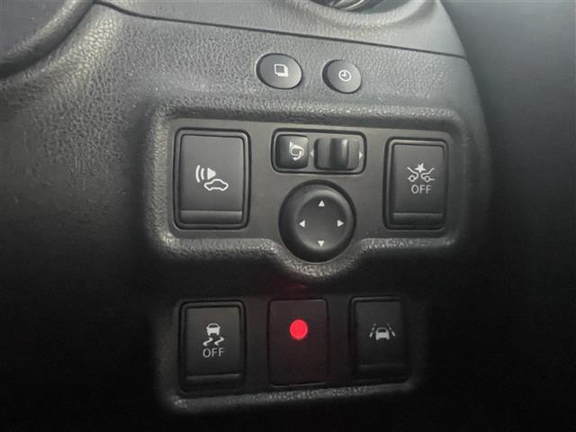 ノート e-パワー メダリスト 純正メモリー(BT/CD/DVD/フルセグ/SD) 全方位カメラ 純正フルエアロ オートクルーズコントロール 前後コーナーセンサー テレビキャンセラー HIDヘッドライト オートライト(12枚目)