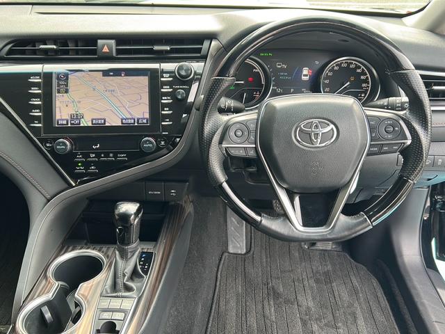 カムリ Ｇレザーパッケージ　禁煙　純正ナビ（ＣＤ／ＤＶＤ／フルセグＴＶ／ＳＤ／ＵＳＢ）バックカメラ　モデリスタエアロ　テレビキャンセラー　前方ドライブレコーダー　ＥＴＣ２．０　オートクルーズコントロール　シートヒーター（4枚目）