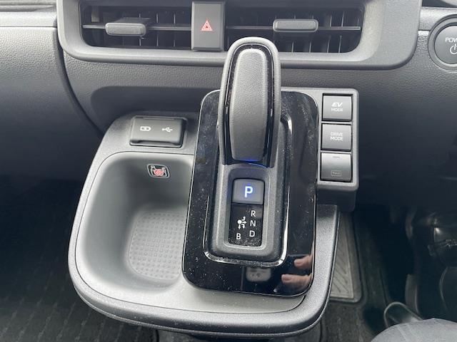 シエンタ ハイブリッドZ(15枚目)