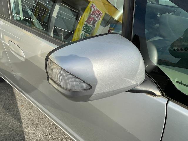 フィットハイブリッド ベースグレード　クルーズコントロール／ＥＣＯＮシステム／純正ナビ／ＥＴＣ／ＡＡＣ／ワンセグＴＶ／純正フロアマット／バックカメラ／リモコンキー（27枚目）