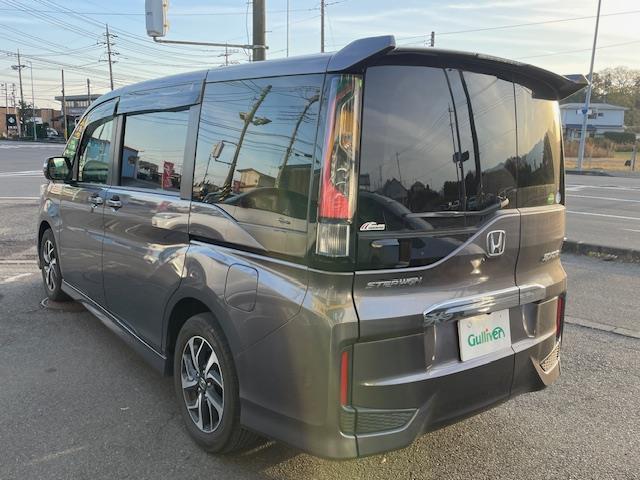 ステップワゴンスパーダ スパーダ　ホンダセンシング　９インチ純正ナビ（ＢＴ／ＵＳＢ／フルセグ／ＣＤ／ＤＶＤ／ＳＤ）　バックカメラ　フリップダウンモニター　前後ドライブレコーダーＥＴＣ　両側電動スライドドア　純正１６インチＡＷ　オートクルーズコントロール（6枚目）