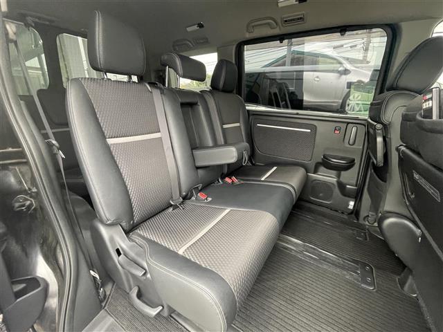 ステップワゴンスパーダ スパーダ・クールスピリット　衝突軽減システム／レーンキープアシスト／横滑り防止装置／アダプティブクルーズコントロール／カーテンエアバッグ／サイドエアバッグ／純正ナビ／純正フリップダウン／ハーフレザーシート／シートヒーター（14枚目）