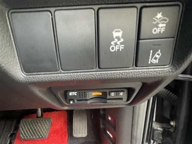 ステップワゴンスパーダ スパーダ・クールスピリット　衝突軽減システム／レーンキープアシスト／横滑り防止装置／アダプティブクルーズコントロール／カーテンエアバッグ／サイドエアバッグ／純正ナビ／純正フリップダウン／ハーフレザーシート／シートヒーター（28枚目）