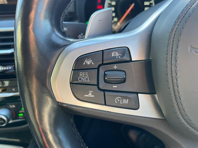 ５シリーズ ５２３ｉ　Ｍスポーツ　衝突軽減システム／アダプティブクルーズコントロール／パドルシフト／前後コーナーセンサー／ブラインドスポットアシスト／全方位カメラ／電動リアゲート／純正ＡＷ／カーテン＋サイドエアバッグ（14枚目）