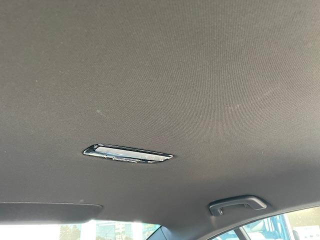 ５シリーズ ５２３ｉ　Ｍスポーツ　衝突軽減システム／アダプティブクルーズコントロール／パドルシフト／前後コーナーセンサー／ブラインドスポットアシスト／全方位カメラ／電動リアゲート／純正ＡＷ／カーテン＋サイドエアバッグ（21枚目）