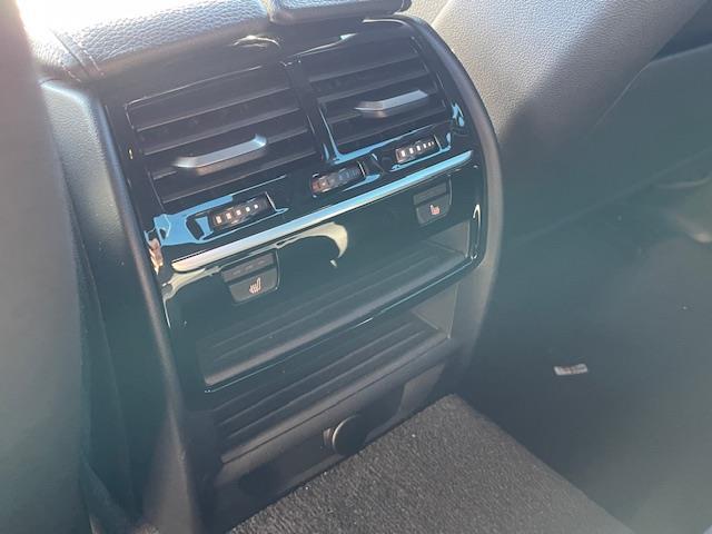 ５シリーズ ５２３ｉ　Ｍスポーツ　衝突軽減システム／アダプティブクルーズコントロール／パドルシフト／前後コーナーセンサー／ブラインドスポットアシスト／全方位カメラ／電動リアゲート／純正ＡＷ／カーテン＋サイドエアバッグ（26枚目）