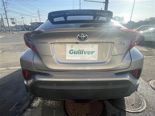 C-HR G モード ネロ 衝突軽減システム/レーンキープアシスト/横滑り防止装置/アダプティブクルーズコントロール/ハーフレザーシート/シートヒーター/カーテンエアバッグ/電動サイドブレーキ/純正ナビ(3枚目)