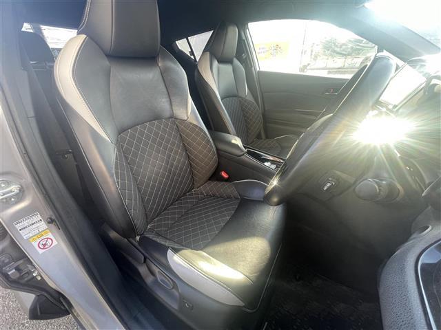 C-HR G モード ネロ 衝突軽減システム/レーンキープアシスト/横滑り防止装置/アダプティブクルーズコントロール/ハーフレザーシート/シートヒーター/カーテンエアバッグ/電動サイドブレーキ/純正ナビ(8枚目)