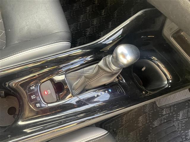 C-HR G モード ネロ 衝突軽減システム/レーンキープアシスト/横滑り防止装置/アダプティブクルーズコントロール/ハーフレザーシート/シートヒーター/カーテンエアバッグ/電動サイドブレーキ/純正ナビ(25枚目)