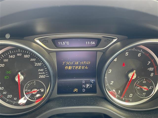 ＧＬＡクラス ＧＬＡ１８０　衝突軽減システム／サンルーフ／アダプティブクルーズコントロール／サンルーフ／カーテンエアバッグ／サイドエアバッグ／パワーシート／シートヒーター／スマートキー／ルーフレール／純正ＡＷ（30枚目）