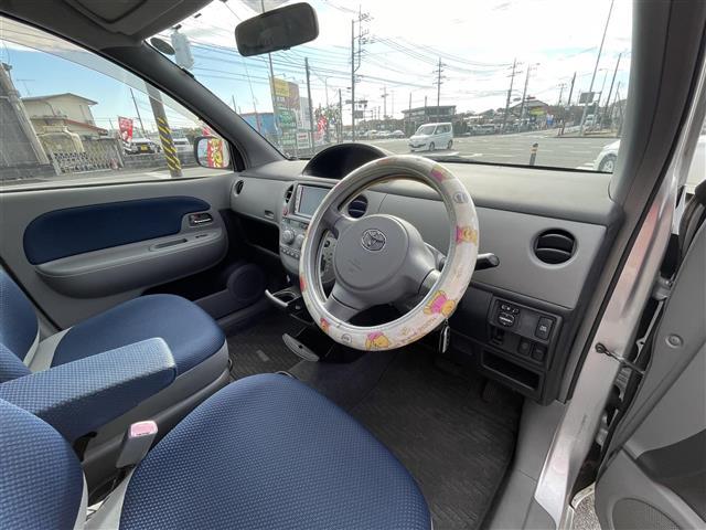 シエンタ Ｇ　ＬＥＤヘッドライト／片側パワースライド／純正ＡＷ／リモコンキーｘ３本／バックカメラ／純正ナビ／ＡＡＣ（10枚目）