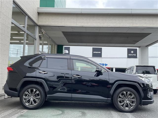 ＲＡＶ４ Ｇ　ワンオーナー／純１０型メモリナビ／フルセグＴＶ／全方位モニタ／黒革電動シート／シートヒータ／エアシート／ハンドルヒータ／ＡＣＣクルコン／電動バックドア／ビルトインＥＴＣ２．０／ＰＣＳ／ＬＴＡ／ＢＳＭ（33枚目）