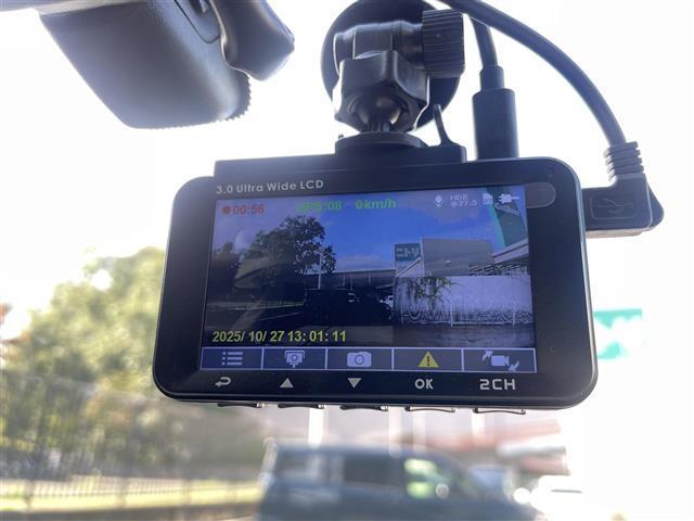 エクストレイル 20Xt ワンオーナー/4WD/ハイパールーフレール/純HDDナビ/フルセグTV/バックカメラ/シートヒーター/ETC/キセノン/前後ドラレコ(13枚目)