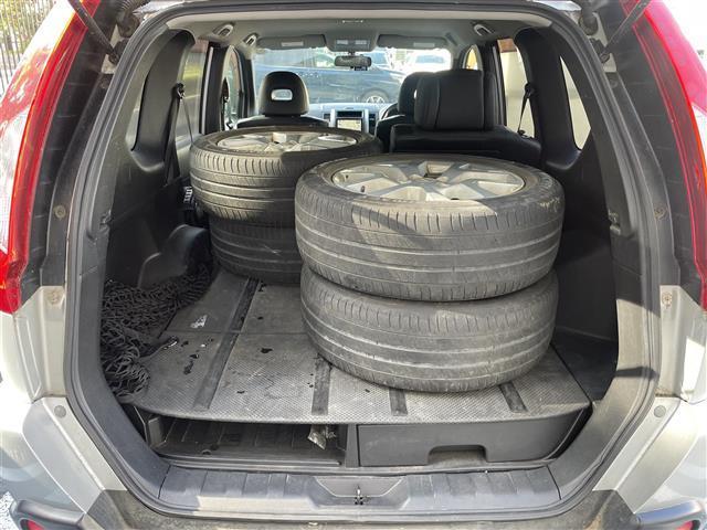 エクストレイル 20Xt ワンオーナー/4WD/ハイパールーフレール/純HDDナビ/フルセグTV/バックカメラ/シートヒーター/ETC/キセノン/前後ドラレコ(31枚目)