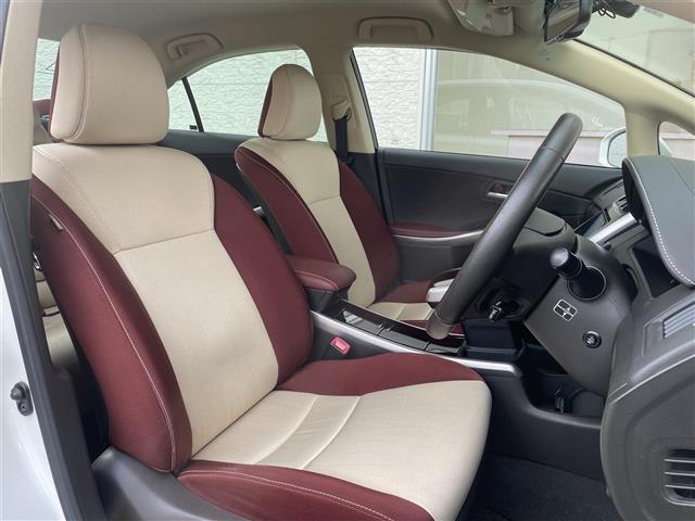 SAI S Cパッケージ 純メモリナビ/フルセグTV/バックカメラ/クルコン/ビルトインETC/スマートキー/LEDヘッドライト/LEDフォグ(4枚目)