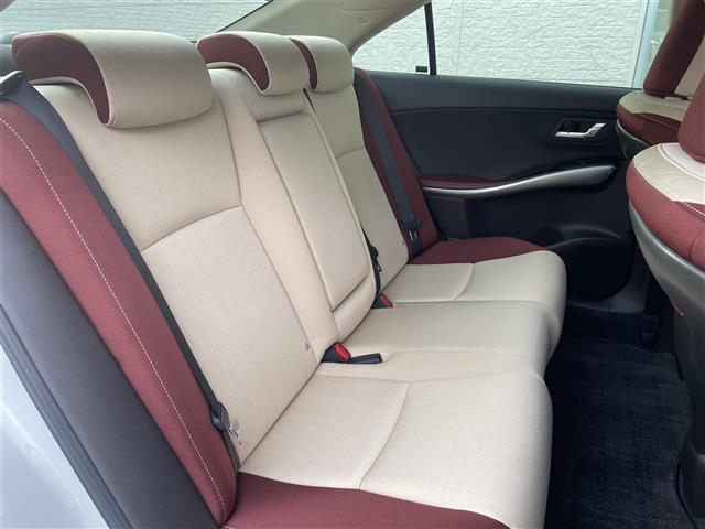 SAI S Cパッケージ 純メモリナビ/フルセグTV/バックカメラ/クルコン/ビルトインETC/スマートキー/LEDヘッドライト/LEDフォグ(5枚目)