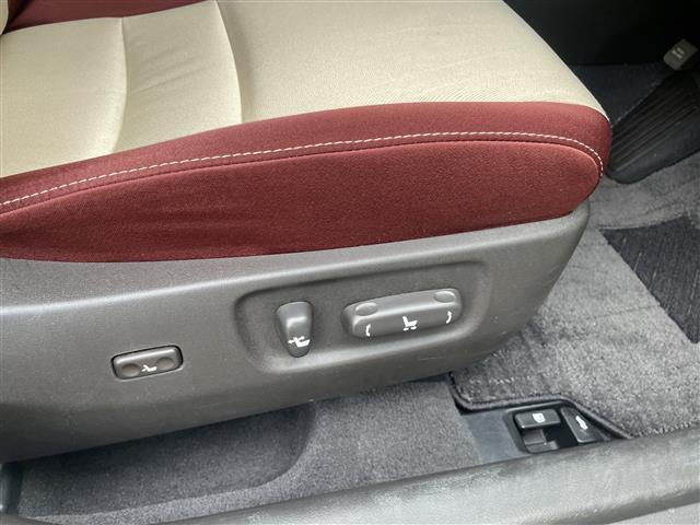 SAI S Cパッケージ 純メモリナビ/フルセグTV/バックカメラ/クルコン/ビルトインETC/スマートキー/LEDヘッドライト/LEDフォグ(12枚目)