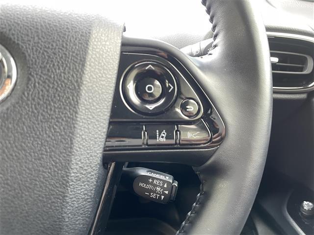 プリウス A 純9型メモリナビ/フルセグTV/ACCクルコン/パワーシート/ビルトインETC2.0/スマートキー/LEDヘッドライト/LEDフォグ/PCS/LTA/BSM/HUD/PKSB/RSA/前後ドラレコ(11枚目)