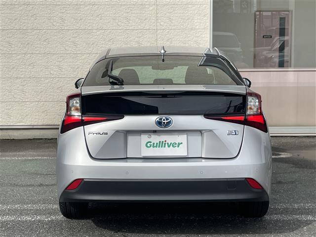 プリウス A 純9型メモリナビ/フルセグTV/ACCクルコン/パワーシート/ビルトインETC2.0/スマートキー/LEDヘッドライト/LEDフォグ/PCS/LTA/BSM/HUD/PKSB/RSA/前後ドラレコ(28枚目)