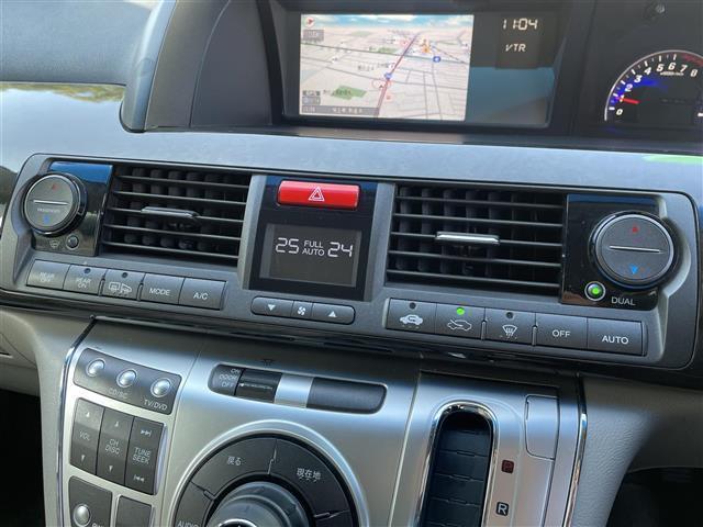 エリシオンプレステージ Ｓ　ＨＤＤナビスペシャルパッケージ　純ＨＤＤナビ／外フルセグＴＶ／バックカメラ／両側パワスラ／ビルトインＥＴＣ／スマートキー／キセノン／ハーフレザーシート（10枚目）