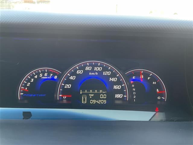 エリシオンプレステージ Ｓ　ＨＤＤナビスペシャルパッケージ　純ＨＤＤナビ／外フルセグＴＶ／バックカメラ／両側パワスラ／ビルトインＥＴＣ／スマートキー／キセノン／ハーフレザーシート（17枚目）