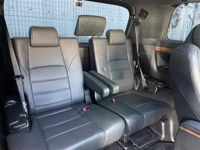 アルファード ３．５エグゼクティブラウンジ　モデリスタエアロ／Ｗサンルーフ／ＪＢＬ純ナビ／フルセグ／全方位モニタ／黒革電動シート／シートヒータ／後席エアシート／オットマン／両パワスラ／電動バックドア／ＰＣＳ／外２１ＡＷ／ＴＥＩＮ車高調（8枚目）