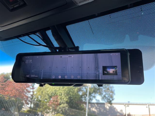 アルファード ３．５エグゼクティブラウンジ　モデリスタエアロ／Ｗサンルーフ／ＪＢＬ純ナビ／フルセグ／全方位モニタ／黒革電動シート／シートヒータ／後席エアシート／オットマン／両パワスラ／電動バックドア／ＰＣＳ／外２１ＡＷ／ＴＥＩＮ車高調（22枚目）