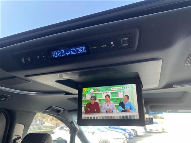 アルファード ３．５エグゼクティブラウンジ　モデリスタエアロ／Ｗサンルーフ／ＪＢＬ純ナビ／フルセグ／全方位モニタ／黒革電動シート／シートヒータ／後席エアシート／オットマン／両パワスラ／電動バックドア／ＰＣＳ／外２１ＡＷ／ＴＥＩＮ車高調（24枚目）