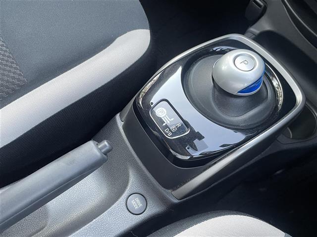 ノート e-パワー X 純メモリナビ/フルセグTV/全方位モニター/クルコン/ETC/スマートキー/LEDヘッドライト/衝突軽減ブレーキ/LDW/前後ドラレコ(10枚目)