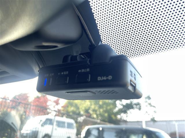 ノート e-パワー X 純メモリナビ/フルセグTV/全方位モニター/クルコン/ETC/スマートキー/LEDヘッドライト/衝突軽減ブレーキ/LDW/前後ドラレコ(17枚目)