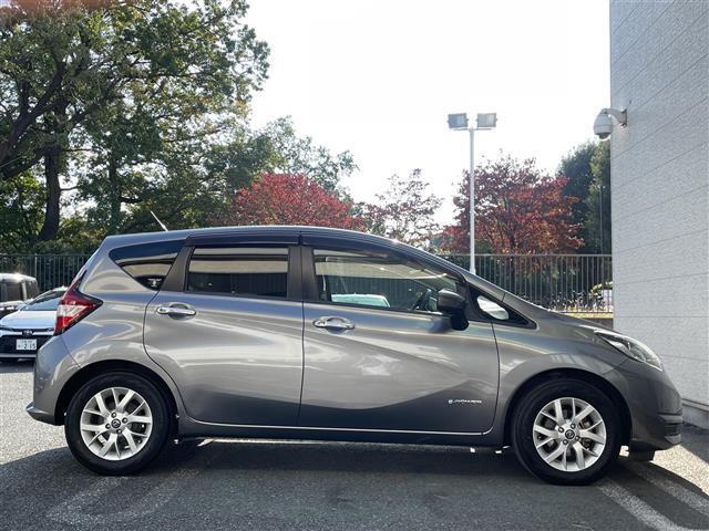 ノート e-パワー X 純メモリナビ/フルセグTV/全方位モニター/クルコン/ETC/スマートキー/LEDヘッドライト/衝突軽減ブレーキ/LDW/前後ドラレコ(31枚目)