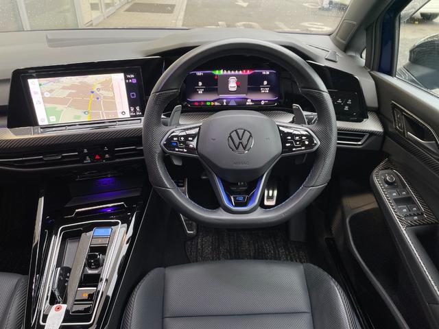 ゴルフＲ ２０イヤーズ　ワンオーナー／４ＷＤ／ターボ／黒革電動シート／シートヒータ／エアシート／ＡＣＣクルコン／ビルトインＥＴＣ／スマートキー／ＬＥＤヘッドライト／衝突軽減ブレーキ／純アクラポビッチマフラー（3枚目）