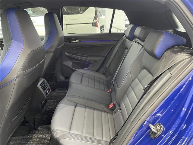 ゴルフＲ ２０イヤーズ　ワンオーナー／４ＷＤ／ターボ／黒革電動シート／シートヒータ／エアシート／ＡＣＣクルコン／ビルトインＥＴＣ／スマートキー／ＬＥＤヘッドライト／衝突軽減ブレーキ／純アクラポビッチマフラー（24枚目）