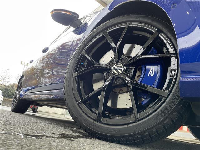 ゴルフＲ ２０イヤーズ　ワンオーナー／４ＷＤ／ターボ／黒革電動シート／シートヒータ／エアシート／ＡＣＣクルコン／ビルトインＥＴＣ／スマートキー／ＬＥＤヘッドライト／衝突軽減ブレーキ／純アクラポビッチマフラー（36枚目）