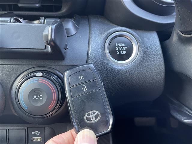 ヤリスクロス X ワンオーナー/純ディスプレイオーディオ/バックカメラ/ACCクルコン/ビルトインETC/スマートキー/LEDヘッドライト/PCS/LTA/PKSB/RSA/クリアランスソナー(14枚目)