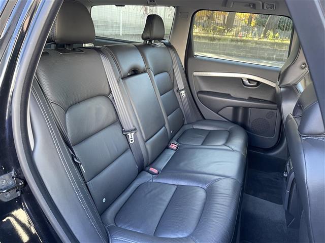 XC70 T6 SE AWD 社外HDDナビ/バックカメラ/黒レザーシート/シートヒータ/エアシート/クルコン/ETC/キセノン(5枚目)