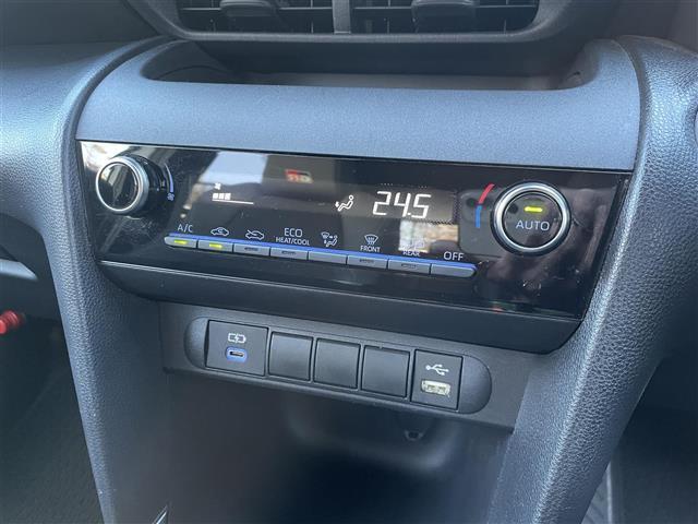 ヤリスクロス ハイブリッド GRスポーツ ワンオーナー/純ディスプレイオーディオ/フルセグTV/バックカメラ/ACCクルコン/ビルトインETC/スマートキー/LEDヘッドライト/前後ドラレコ/PCS/LTA/PKSB/RSA(9枚目)