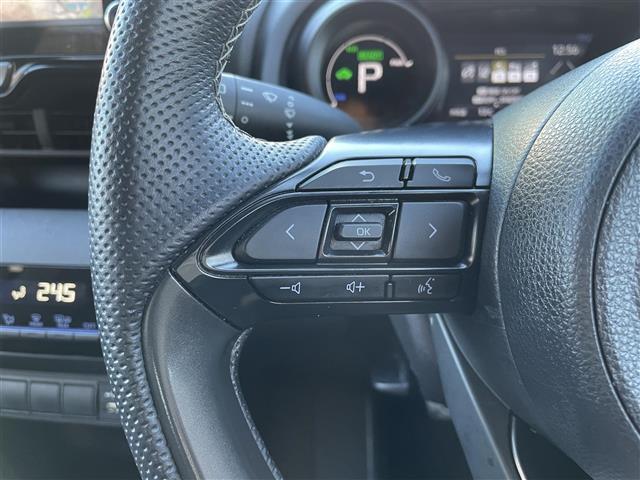 ヤリスクロス ハイブリッド GRスポーツ ワンオーナー/純ディスプレイオーディオ/フルセグTV/バックカメラ/ACCクルコン/ビルトインETC/スマートキー/LEDヘッドライト/前後ドラレコ/PCS/LTA/PKSB/RSA(11枚目)