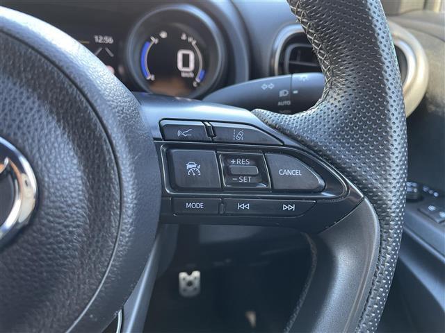 ヤリスクロス ハイブリッド GRスポーツ ワンオーナー/純ディスプレイオーディオ/フルセグTV/バックカメラ/ACCクルコン/ビルトインETC/スマートキー/LEDヘッドライト/前後ドラレコ/PCS/LTA/PKSB/RSA(12枚目)