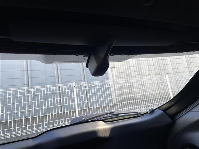 ヤリスクロス ハイブリッド GRスポーツ ワンオーナー/純ディスプレイオーディオ/フルセグTV/バックカメラ/ACCクルコン/ビルトインETC/スマートキー/LEDヘッドライト/前後ドラレコ/PCS/LTA/PKSB/RSA(17枚目)