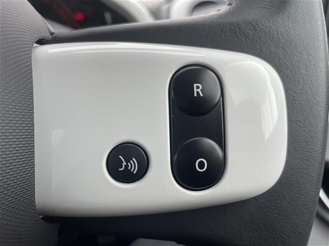 トゥインゴ インテンス　純正７インチディスプレイオーディオ／ＡｐｐｌｅＣａｒＰｌａｙ／ＡｎｄｒｏｉｄＡｕｔｏ／Ｂｌｕｅｔｏｏｔｈ／ＡＭ／ＦＭ／ＡＵＸ／ＵＳＢ／バックカメラ／５速ＭＴ／純正ＷＣＰ／オートクルーズコントロール（9枚目）