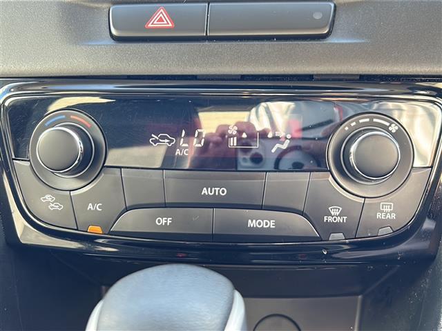 エスクード 1.4ターボ SDナビ(DVD再生機能有) Bluetoothバックカメラ フルセグTV シートヒーター ハーフレザーシート MTモード付AT スマートキー LEDヘッドライト 横滑り防止装置 衝突被害軽減システム(11枚目)