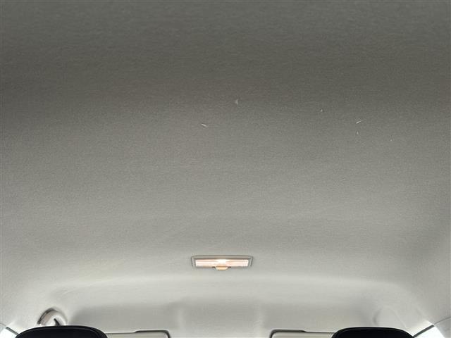 エスクード 1.4ターボ SDナビ(DVD再生機能有) Bluetoothバックカメラ フルセグTV シートヒーター ハーフレザーシート MTモード付AT スマートキー LEDヘッドライト 横滑り防止装置 衝突被害軽減システム(25枚目)